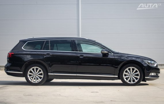 Volkswagen Passat Variant 2.0 TDI BMT DSG, 110kW, A6 / AJ NA SPLÁTKY / PROTIÚČET / 2015 černá