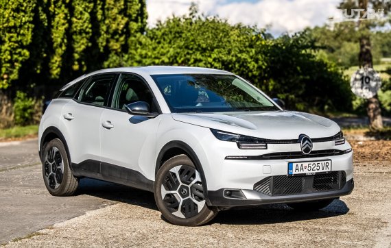 Citroën C4 PureTech 130 EAT8 96kW 2025 / AJ NA SPLÁTKY / PROTIÚČET 2025 bílá