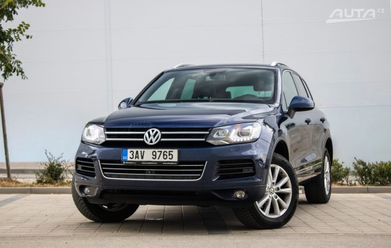 Volkswagen Touareg 2013 modrá