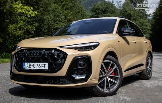 Audi Q5 2.0 TFSI e-Hybrid STR S-Line / 270kW / A7 / ZÁRUKA / AJ NA SPLÁTKY / PROTIÚČET 2025 - hlavní pohled