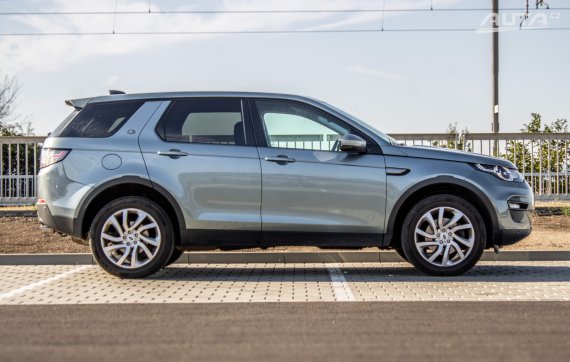 Land Rover Discovery Sport 2.0 TD4 110kW AT/9 2017 / AJ NA SPLÁTKY / PROTIÚČET 2017 šedá