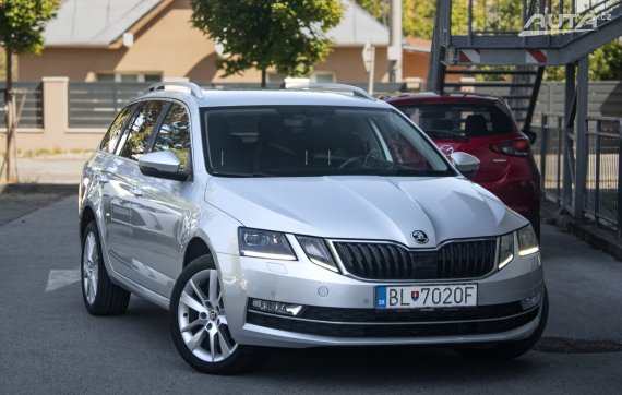 Škoda Octavia Combi 1.6 TDI Style / 85kW / M5 / ZÁRUKA / AJ NA SPLÁTKY / PROTIÚČET 2017 stříbrná metalíza