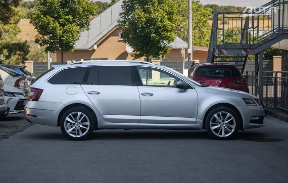 Škoda Octavia Combi 1.6 TDI Style / 85kW / M5 / ZÁRUKA / AJ NA SPLÁTKY / PROTIÚČET 2017 stříbrná metalíza