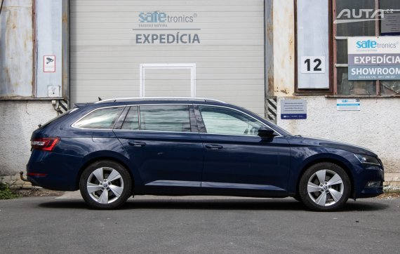 Škoda Superb Combi 1.6 TDI, 88kW (2017) / AJ NA SPLÁTKY / PROTIÚČET / 2017 modrá