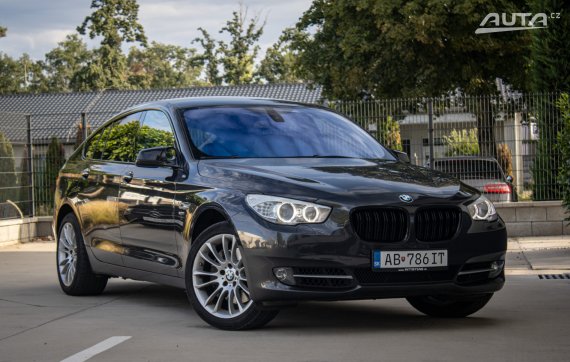 BMW Rad 5 GT 535d xDrive / 220kW / A8 / AJ NA SPLÁTKY / PROTIÚČET 2011 šedá