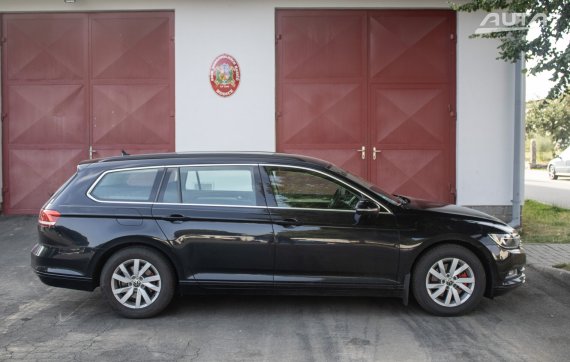 Volkswagen Passat 2.0 TDI 110 kW, r. 2018 2018 černá