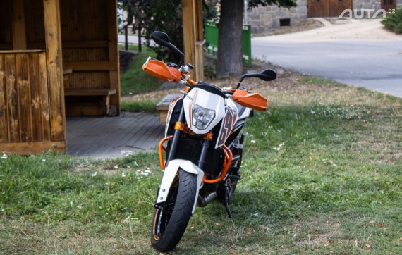 KTM 690 Duke 50kW 2013 2013 bílá