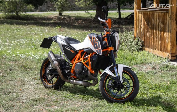 KTM 690 Duke 50kW 2013 2013 bílá