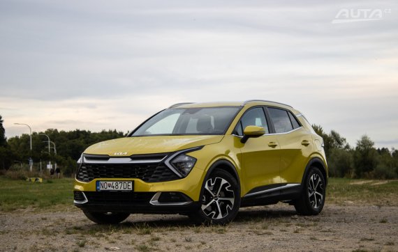 Kia Sportage 1.6 CRDi mHEV Gold 4x4, 100kW (2023) / AJ NA SPLÁTKY / PROTIÚČET / 2023 - hlavní pohled
