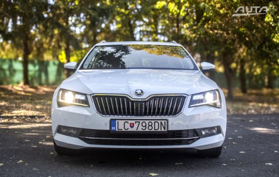 Škoda Superb Combi 2.0 TDI 190k Style + 140kW AT/6 / AJ NA SPLÁTKY / PROTIÚČET 2016 bílá