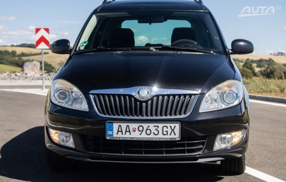 Škoda Roomster 1.6 TDI, 77kW (2010) / AJ NA SPLÁTKY / PROTIÚČET / 2010 černá