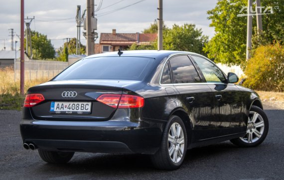 Audi A4 1.8 TFSI / 88kW / M6 / AJ NA SPLÁTKY / PROTIÚČET 2009 černá