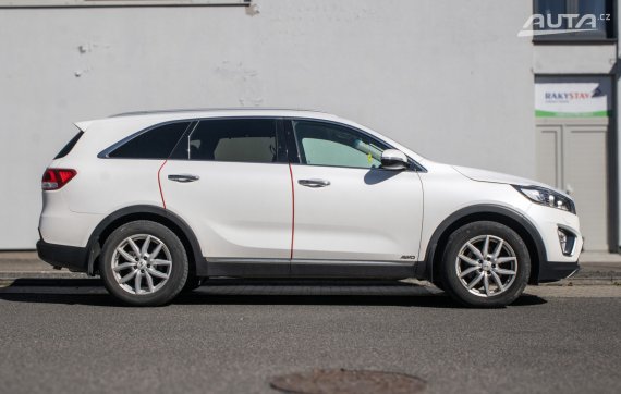 Kia Sorento 2.2 CRDi VGT 4WD 7m. / 147kW / A6 / ZÁRUKA / AJ NA SPLÁTKY / PROTIÚČET 2015 bílá
