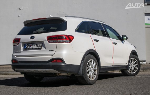 Kia Sorento 2.2 CRDi VGT 4WD 7m. / 147kW / A6 / ZÁRUKA / AJ NA SPLÁTKY / PROTIÚČET 2015 bílá