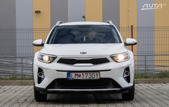 Kia Stonic 1.4 D-CVVT / 74kW / M6 / ZÁRUKA / AJ NA SPLÁTKY / PROTIÚČET 2019 bílá