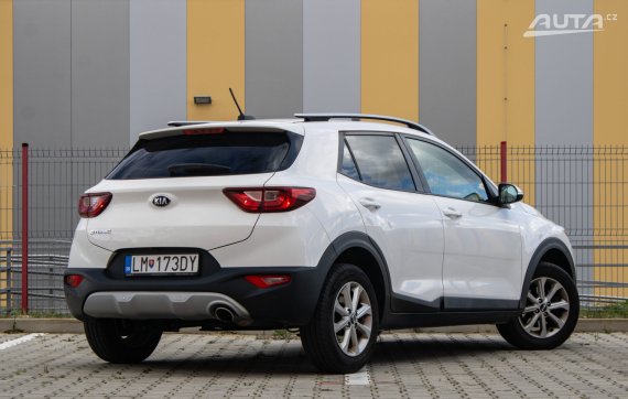 Kia Stonic 1.4 D-CVVT / 74kW / M6 / ZÁRUKA / AJ NA SPLÁTKY / PROTIÚČET 2019 bílá