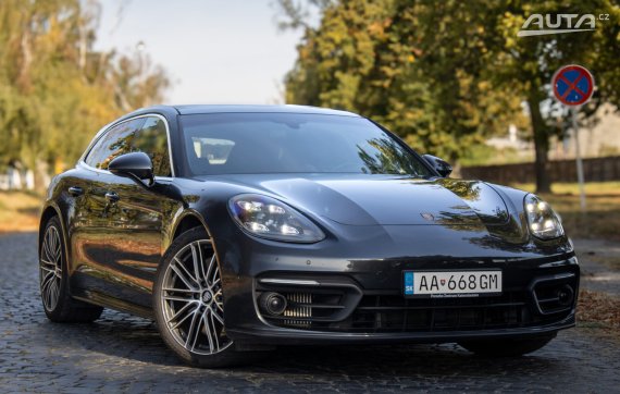Porsche Panamera Sport Turismo 4S E-Hybrid 2.9 V6 PDK 4x4 / 412kW / A8 / ZÁRUKA / AJ NA SPLÁTKY / PROTIÚČET 2021 šedá