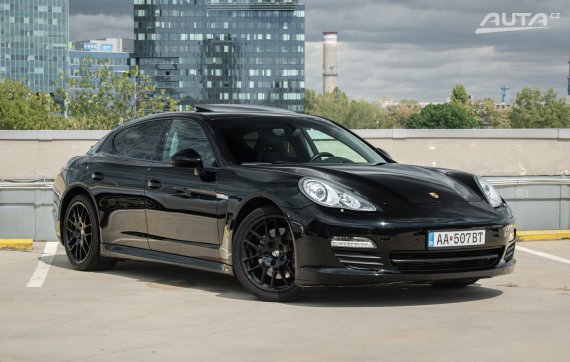Porsche Panamera 3.6 V6 A/T, 220kW, A7 / AJ NA SPLÁTKY / PROTIÚČET / 2011 černá