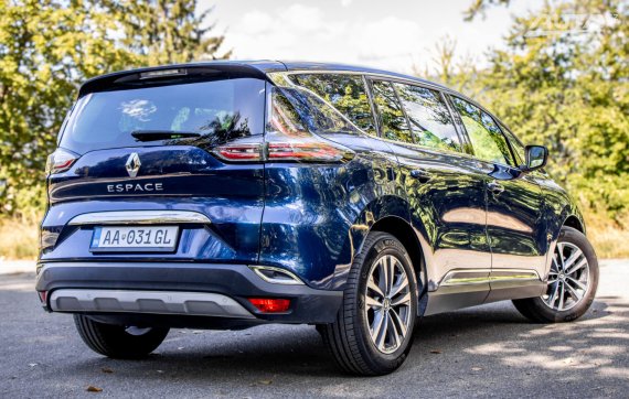 Renault Espace V 118kW AT/6 2019 - 7Miest / AJ NA SPLÁTKY / PROTIÚČET 2019 modrá