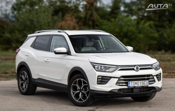 SsangYong Korando 1.5 Turbo e-XGI Style+ / 120kW / M6 / ZÁRUKA / AJ NA SPLÁTKY / PROTIÚČET 2020 bílá