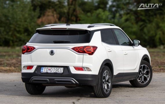 SsangYong Korando 1.5 Turbo e-XGI Style+ / 120kW / M6 / ZÁRUKA / AJ NA SPLÁTKY / PROTIÚČET 2020 bílá