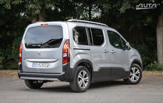 Peugeot Rifter 1.5 BlueHDi 100, 75kW, M5, 5d. / AJ NA SPLÁTKY / PROTIÚČET / 2019 šedá