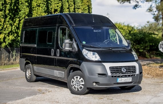 Peugeot Boxer 2.2 HDI 110kW MT/6 - 9 Miest / AJ NA SPLÁTKY / PROTIÚČET 2012 černá