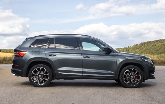 Škoda Kodiaq 2.0 TDI RS 4x4 DSG / 176kW / A7 / ZÁRUKA / AJ NA SPLÁTKY / PROTIÚČET 2019 šedá