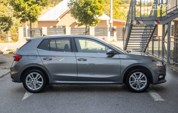 Škoda Fabia 1.0 TSI Style MT/6 81kW 2023 / AJ NA SPLÁTKY / PROTIÚČET 2023 šedá