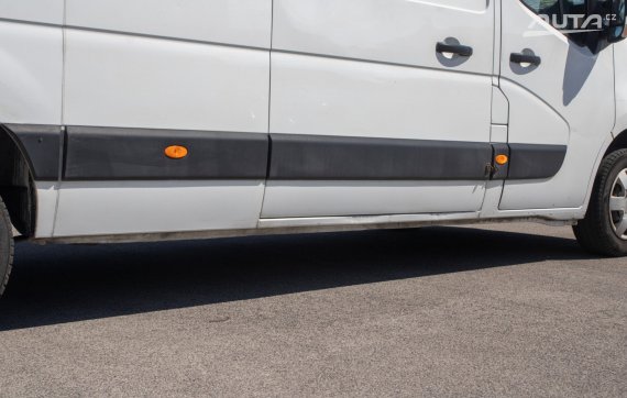 Renault Master 2.3 dCi L3H2, 92 kW, M6 / AJ NA SPLÁTKY / PROTIÚČET / 2015 bílá