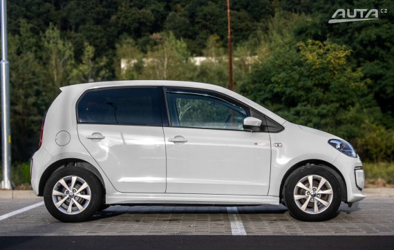 Volkswagen e-UP 60kW BEV 2016 / AJ NA SPLÁTKY / PROTIÚČET 2016 bílá