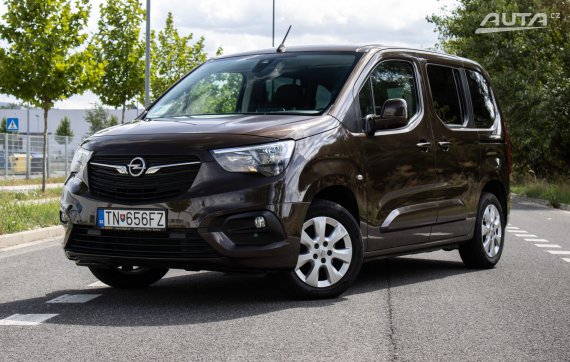 Opel Combo Life 1.2, 81kW (2019) / AJ NA SPLÁTKY / PROTIÚČET /
