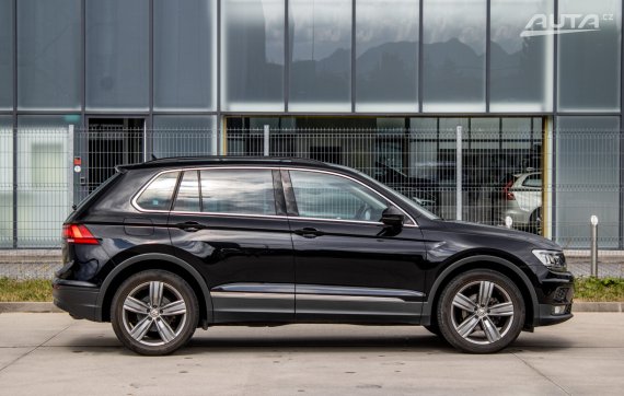 Volkswagen Tiguan 1.5 TSI EVO BMT Comfortline DSG 110KW AT/7 / AJ NA SPLÁTKY / PROTIÚČET 2019 černá