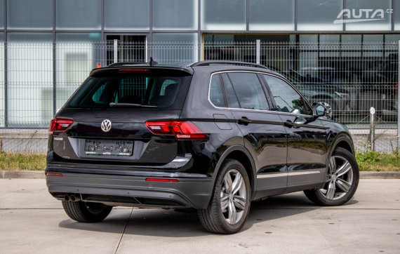 Volkswagen Tiguan 1.5 TSI EVO BMT Comfortline DSG 110KW AT/7 / AJ NA SPLÁTKY / PROTIÚČET 2019 černá