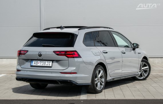 Volkswagen Golf Variant 2.0 TDI R-Line DSG / 110kW / A7 / ZÁRUKA / AJ NA SPLÁTKY / PROTIÚČET 2023 šedá