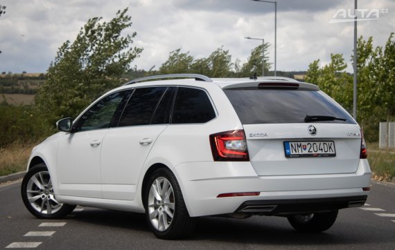 Škoda Octavia Combi 1.5 TSI DSG Style 2020 bílá