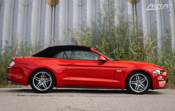 Ford Mustang GT Convertible 5.0 V8 A/T, 331kW, A10 / AJ NA SPLÁTKY / PROTIÚČET / 2020 červená