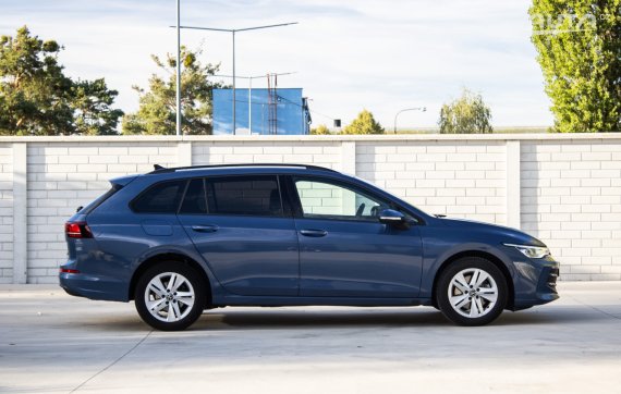Volkswagen Golf Variant 2.0 TDI Life, 85kW (2025) / AJ NA SPLÁTKY / PROTIÚČET / 2025 modrá
