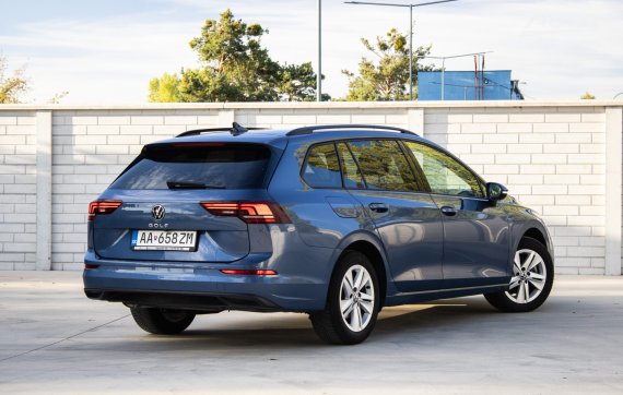 Volkswagen Golf Variant 2.0 TDI Life, 85kW (2025) / AJ NA SPLÁTKY / PROTIÚČET / 2025 modrá