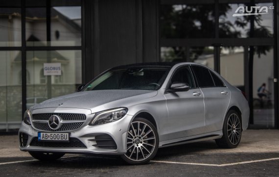 Mercedes-Benz C trieda Sedan 220d 4MATIC AMG Line 143kW AT/9 / AJ NA SPLÁTKY / PROTIÚČET