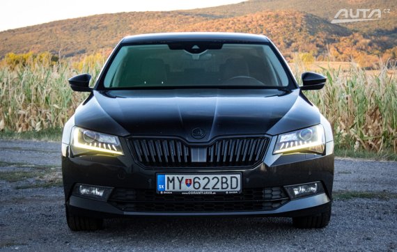 Škoda Superb 2.0 TDI Style DSG, 110kW, A6 / AJ NA SPLÁTKY / PROTIÚČET / 2016 černá