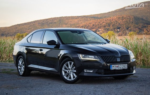 Škoda Superb 2.0 TDI Style DSG, 110kW, A6 / AJ NA SPLÁTKY / PROTIÚČET / 2016 černá
