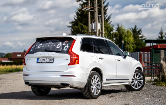 Volvo XC90 D5 Inscription - 7 Miest 2016 bílá