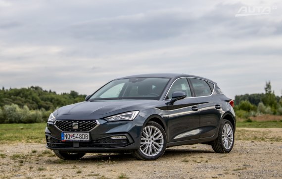 Seat Leon Xcellence 96kW MT/6 2022 / AJ NA SPLÁTKY / PROTIÚČET 2022 - hlavní pohled