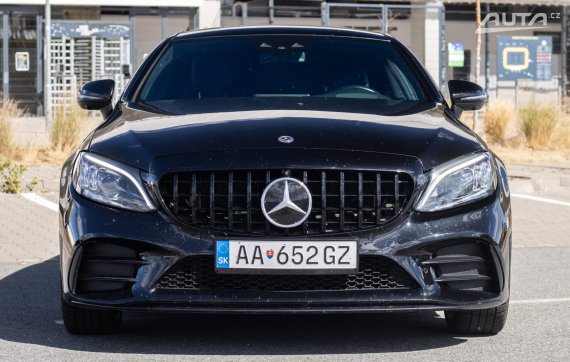 Mercedes-Benz AMG C 43 4MATIC A/T, 287kW (2019) / AJ NA SPLÁTKY / PROTIÚČÉT / 2019 černá