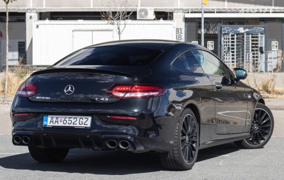 Mercedes-Benz AMG C 43 4MATIC A/T, 287kW (2019) / AJ NA SPLÁTKY / PROTIÚČÉT / 2019 černá