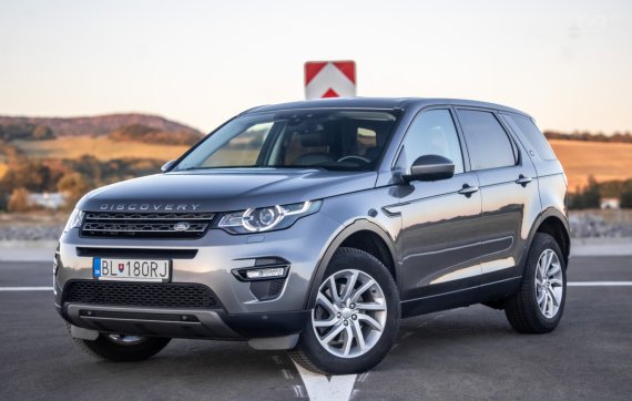 Land Rover Discovery Sport 2.0 TD4 4x4 AT/9 132kW 2016 / AJ NA SPLÁTKY / PROTIÚČET 2016 - hlavní pohled