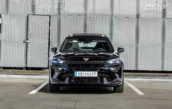 Cupra Formentor VZ 2.0 TSI 4x4 AT/7 245kW / AJ NA SPLÁTKY / PROTIÚČET 2025 černá