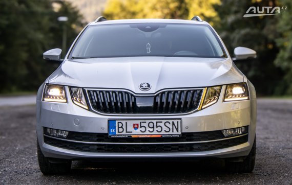 Škoda Octavia Combi 1.4 TSI AT/7 81kW CNG 2018 / AJ NA SPLÁTKY / PROTIÚČET 2018 stříbrná metalíza
