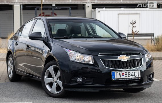 Chevrolet Cruze 1.8, 104kW (2012) / AJ NA SPLÁTKY / PROTIÚČET / 2012 černá